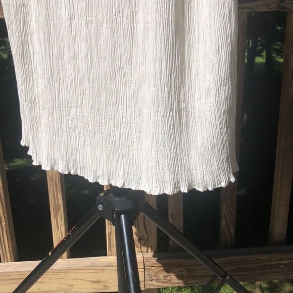 White cream LACE TOP DRESS Sleeveless Size 14 Pit to Pit 18 1/4", Preworn - Picture 6 of 16